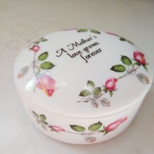 Porcelain Trinket Box, "A Mother's Love Grows Forever"